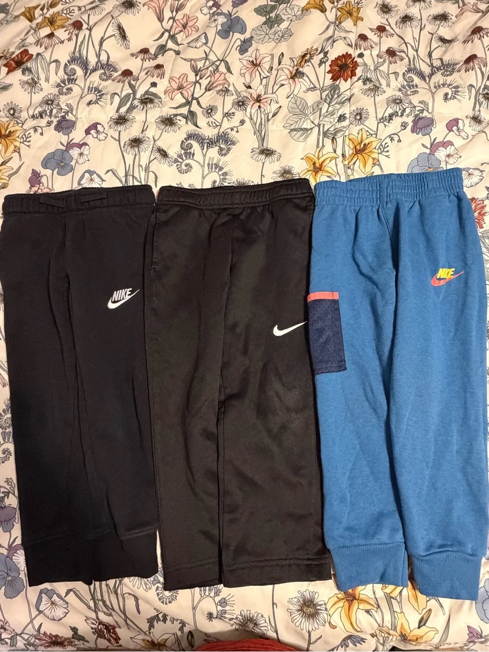 Nike Kids Black & Blue Jogger Pants - 3-Pack